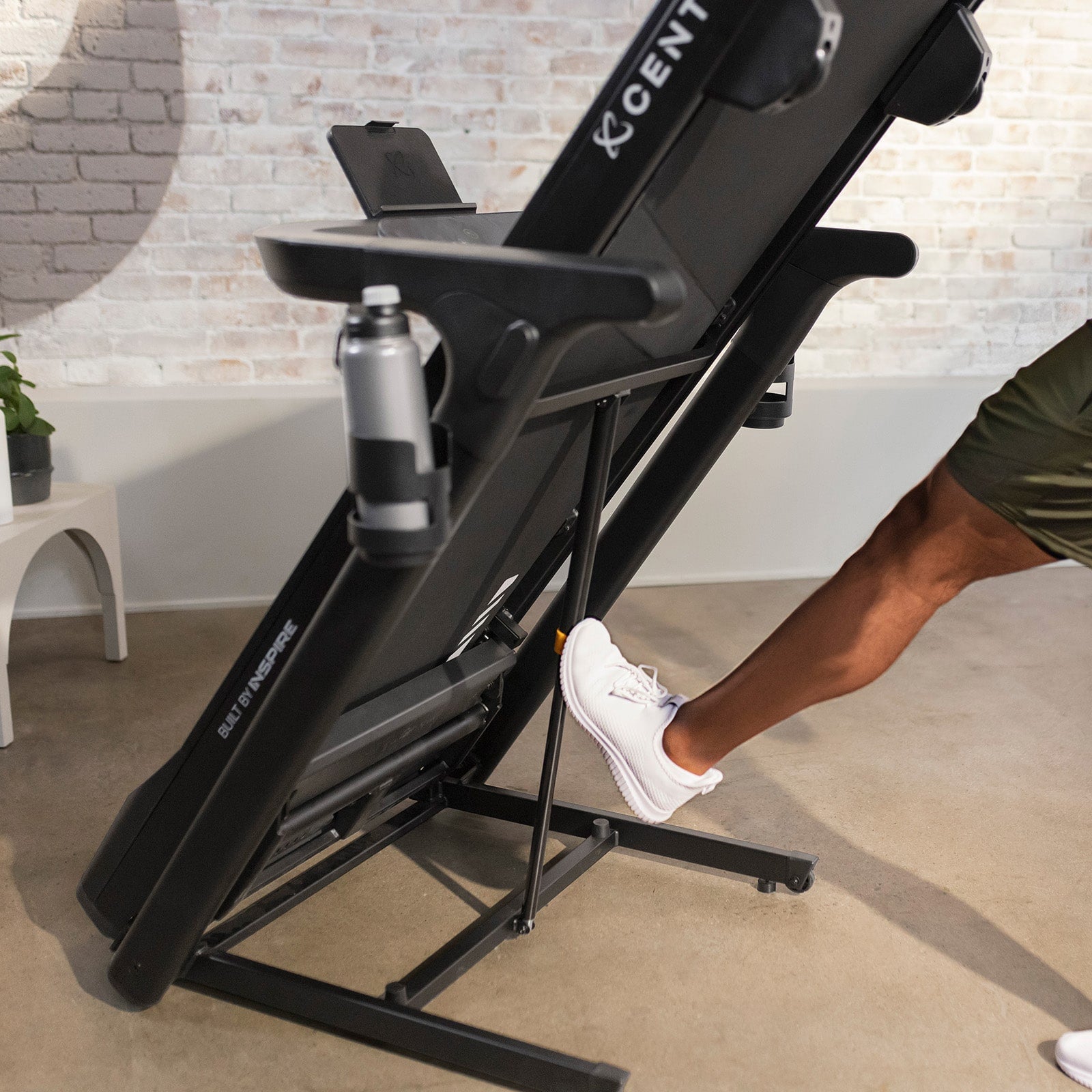 Centr Runr Treadmill